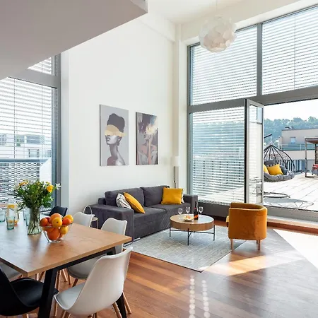 Apartament 2-level On Krizikova Near The Metro *